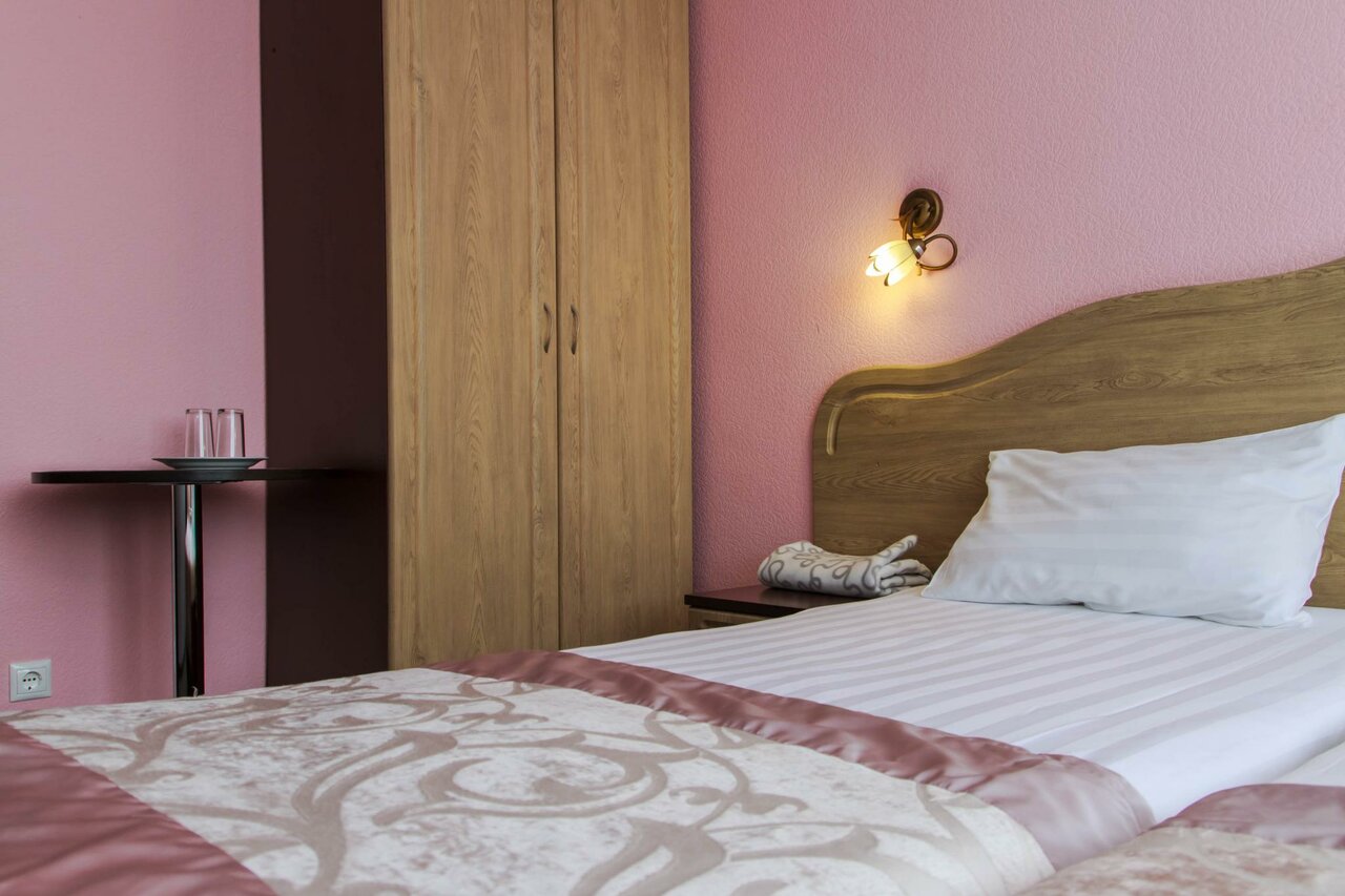 Гостиница Каисса Адлер