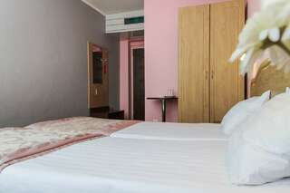 Гостиница Каисса Адлер 2-местный номер стандарт-3